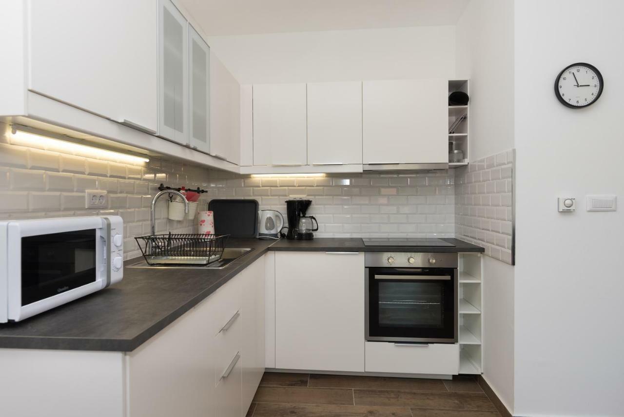 Apartments Ivan Zaton Zaton  المظهر الخارجي الصورة