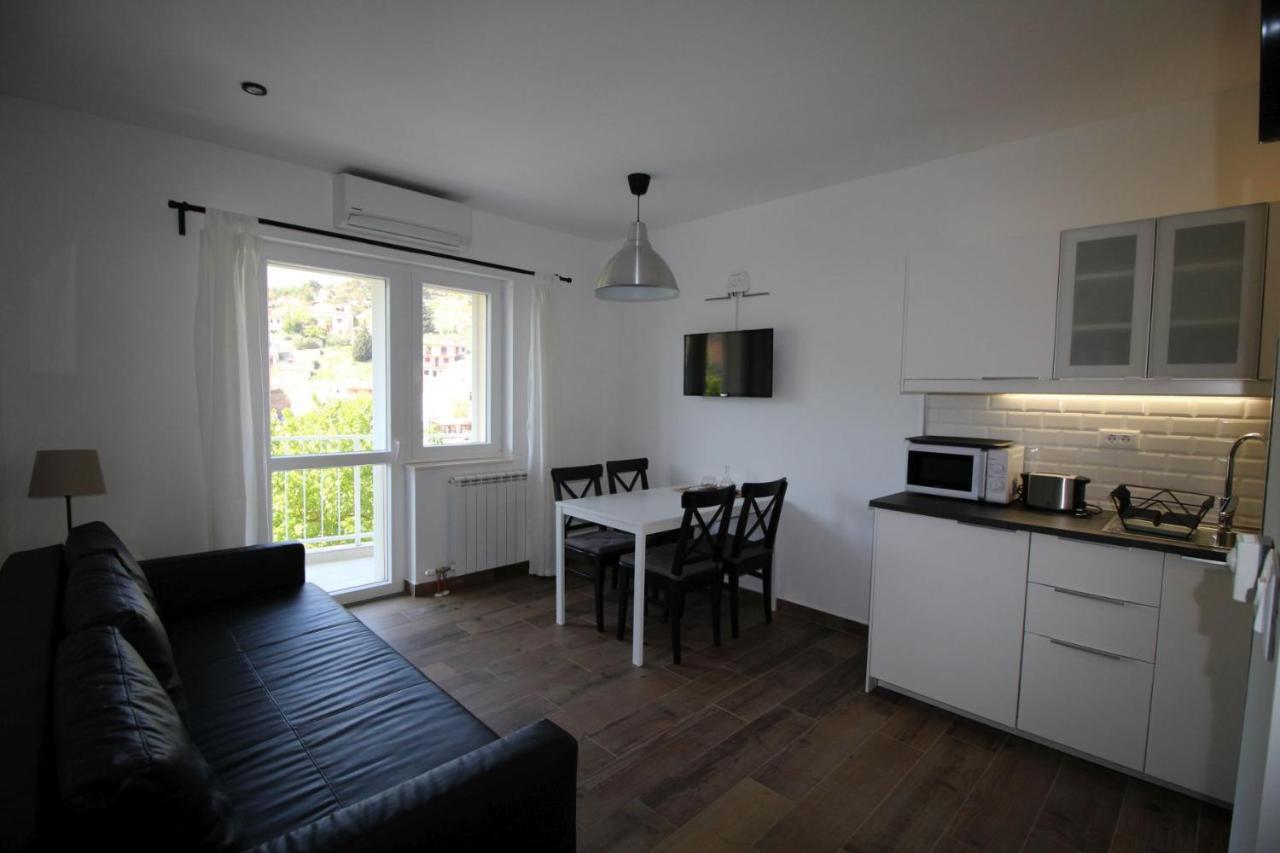 Apartments Ivan Zaton Zaton  المظهر الخارجي الصورة